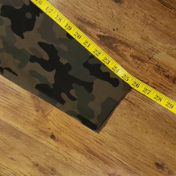 Nanette lepore camouflage stretch skinny crop pants - Picture 2 of 5